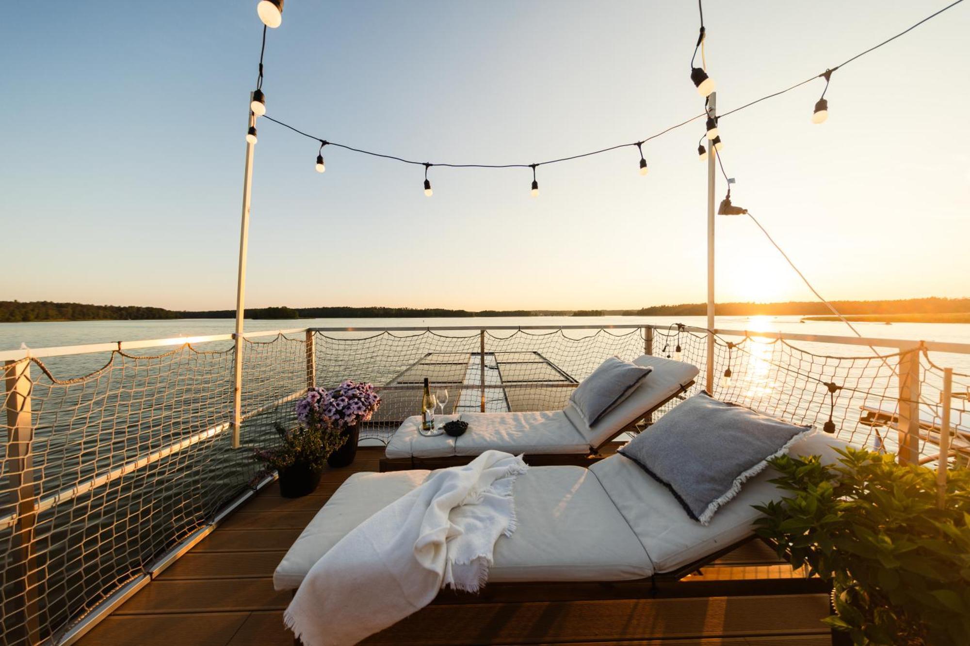 Domek Na Wodzie - Houseboat -Sauna, Taras Na Dachu, Dwie Sypialnie Mikołajki 외부 사진