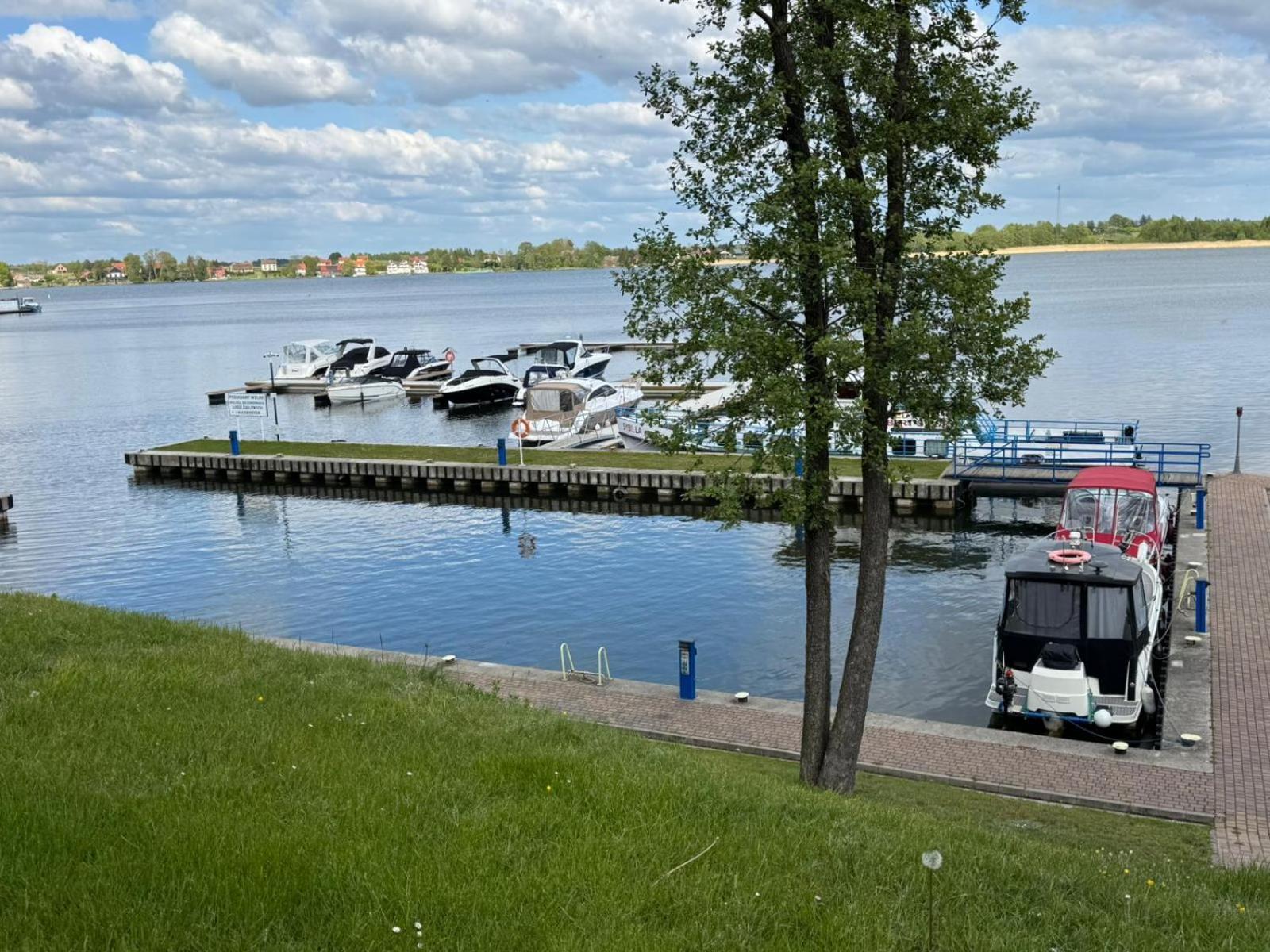 Domek Na Wodzie - Houseboat -Sauna, Taras Na Dachu, Dwie Sypialnie Mikołajki 외부 사진
